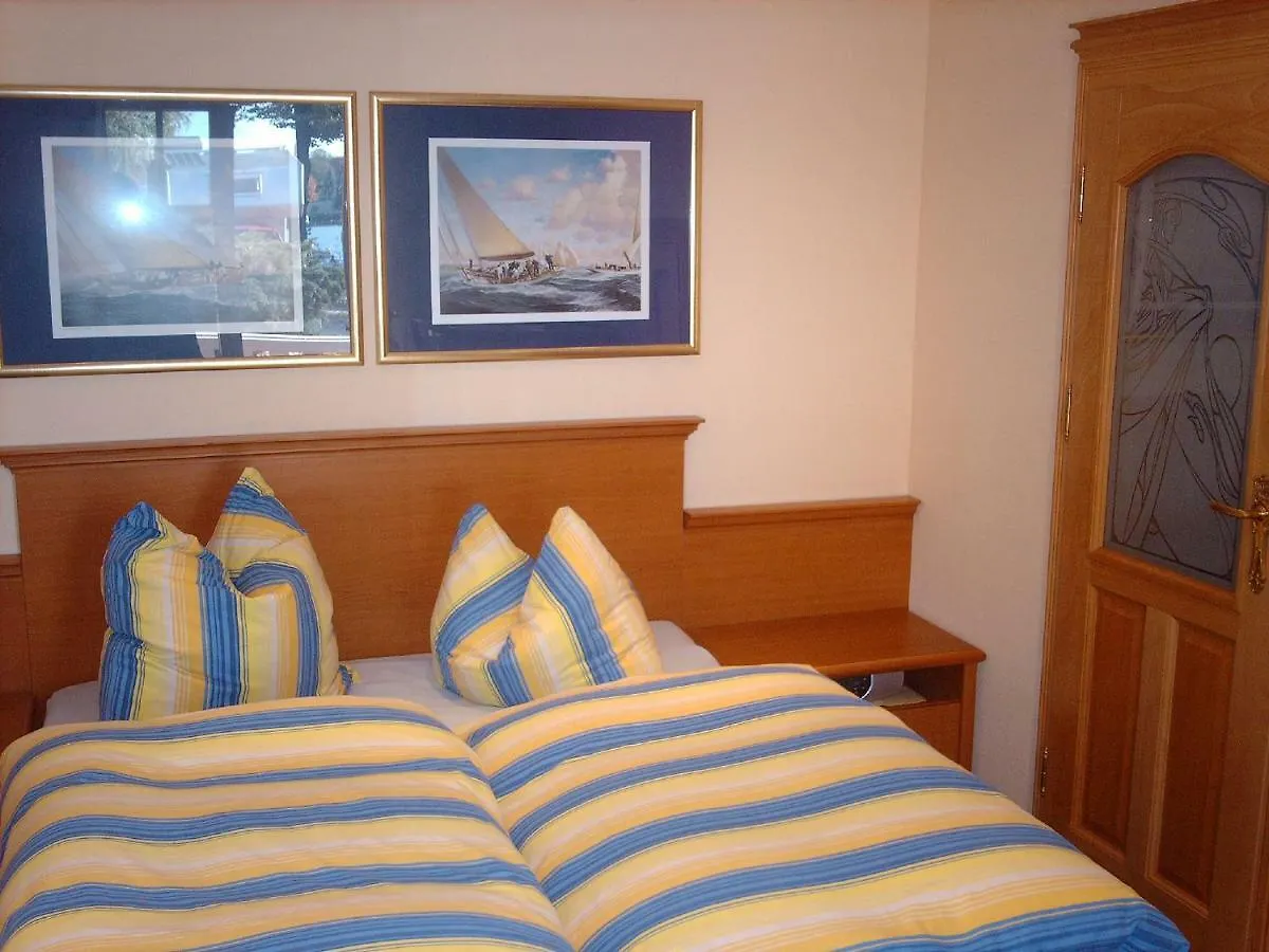 ロッジ Yacht- , Und Reisemobilhafen 